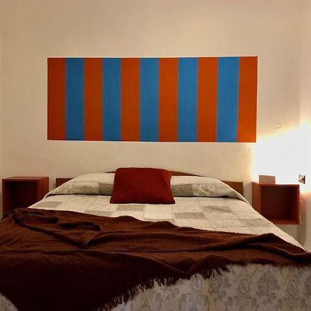 Casa Del Borghetto Apartment Intra Bagian luar foto