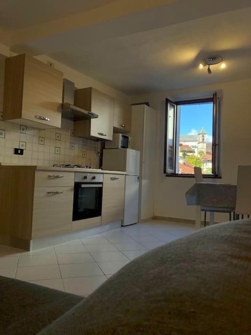 Casa Del Borghetto Apartment Intra Bagian luar foto