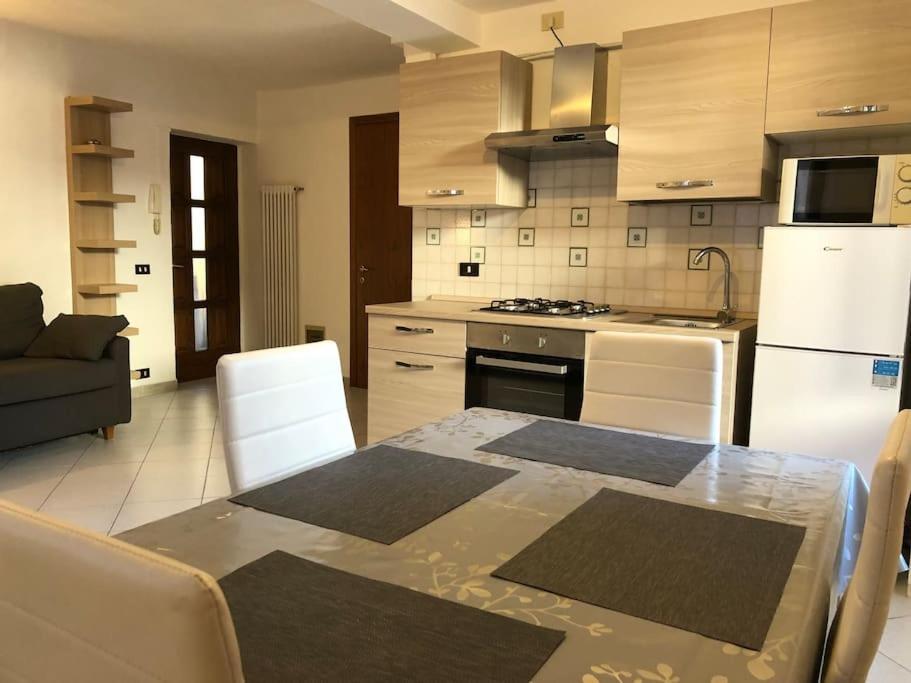 Casa Del Borghetto Apartment Intra Bagian luar foto