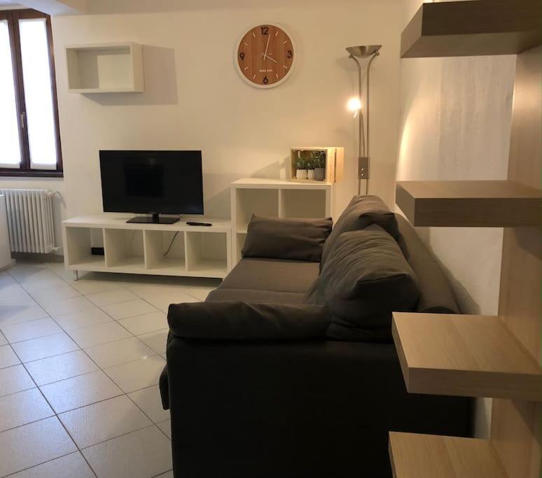 Casa Del Borghetto Apartment Intra Bagian luar foto
