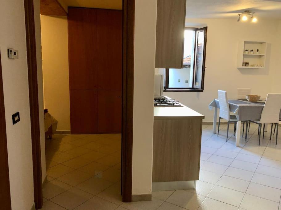 Casa Del Borghetto Apartment Intra Bagian luar foto